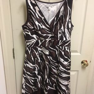 Sleeveless dress